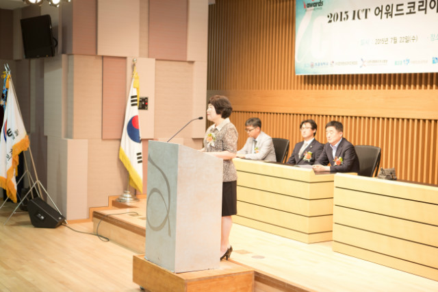 JungSTUDIO_7130.JPG