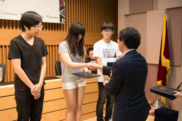 JungSTUDIO_7177.JPG