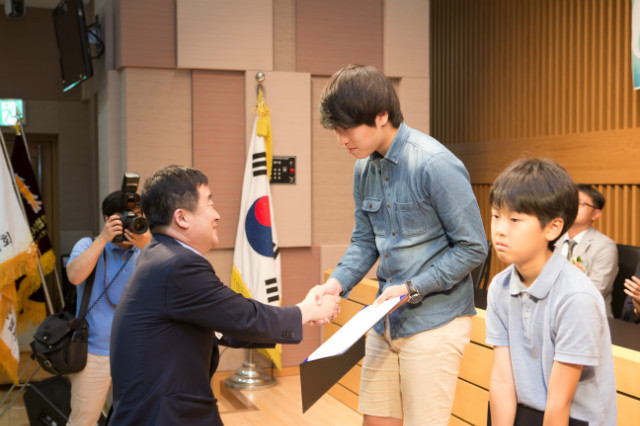 JungSTUDIO_7203.JPG