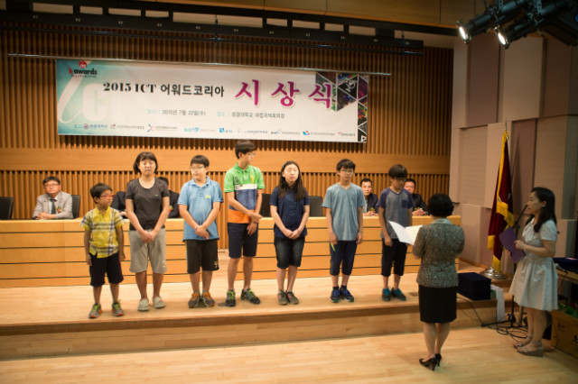 JungSTUDIO_7224.JPG