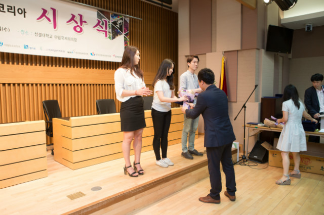 JungSTUDIO_7308.JPG