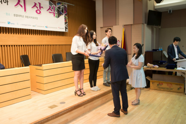 JungSTUDIO_7309.JPG
