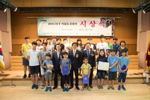 JungSTUDIO_7331.JPG